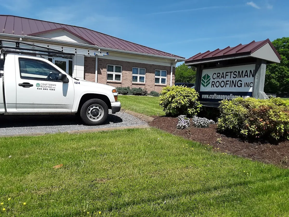 Quality Roof Replacement by experienced craftsmen in Roslyn